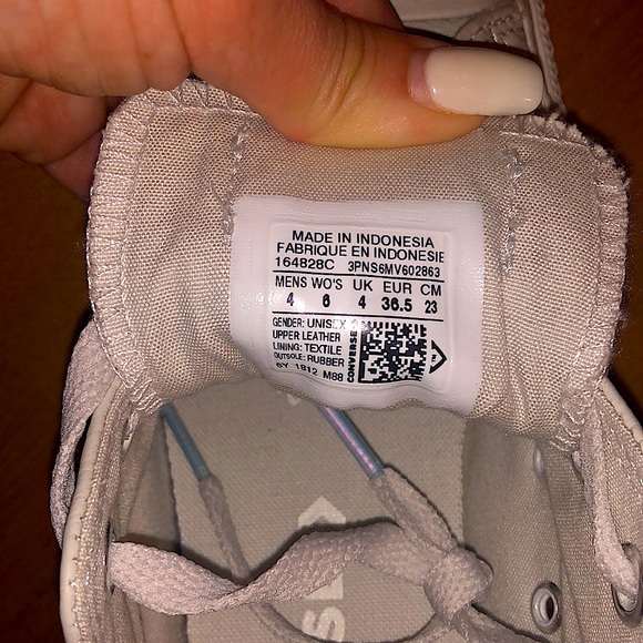 *LIMITED EDITION* Converse All Star Sneakers - Picture 4 of 5